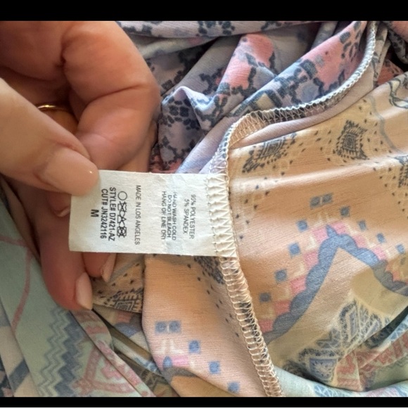 New N Forever Cold Shoulder Maxi Dress Size M - Picture 9 of 9